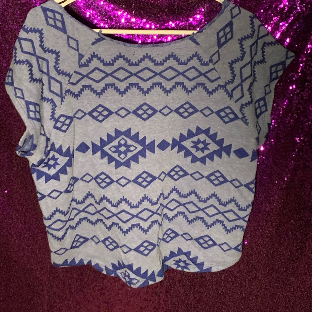 Mid-Riff Tee - Picture 2 of 3